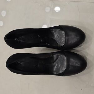 BCBG Maxazeria platform heel